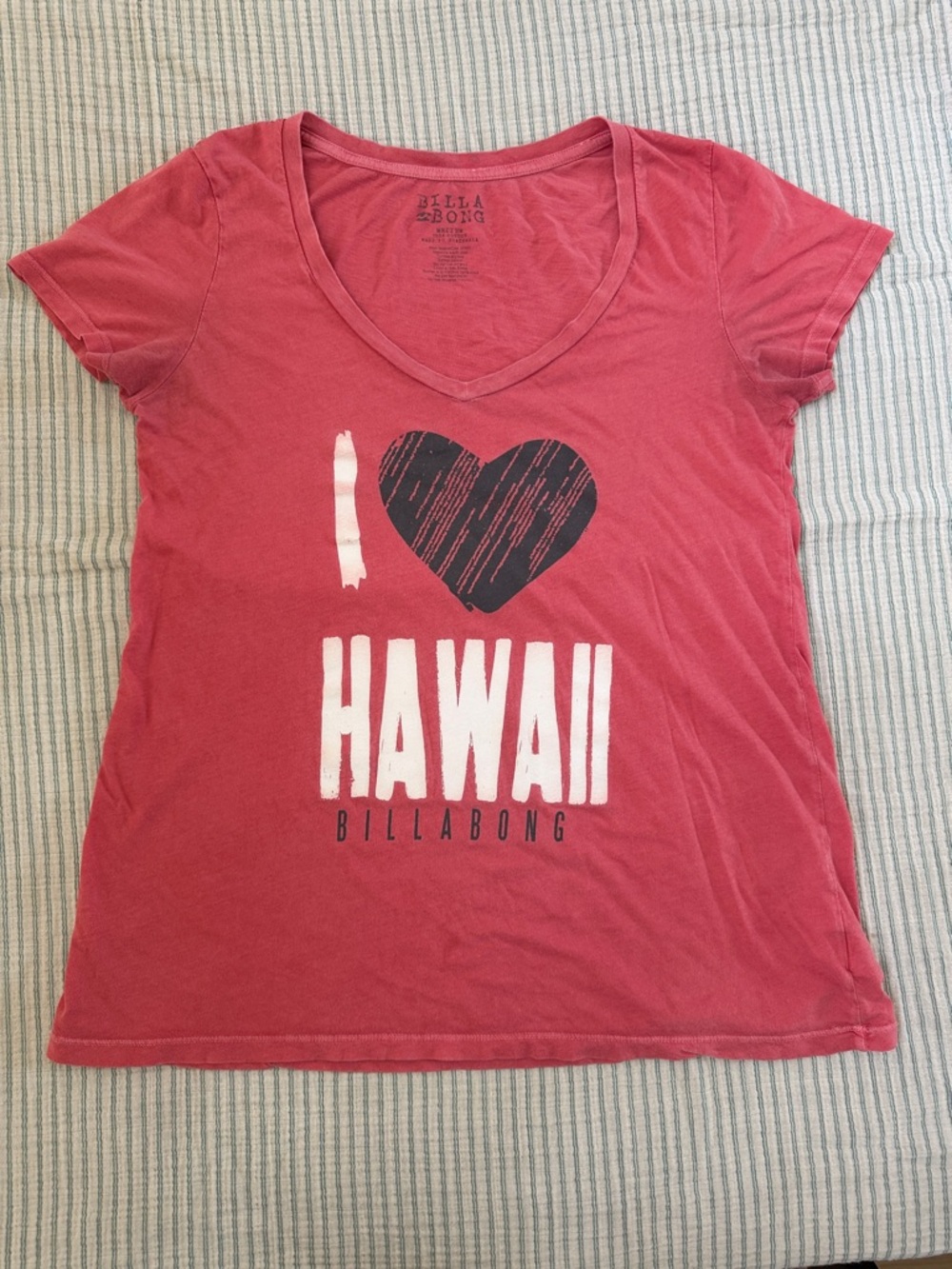 Billabong Pink 'I Heart Hawaii' Graphic V-Neck Tee